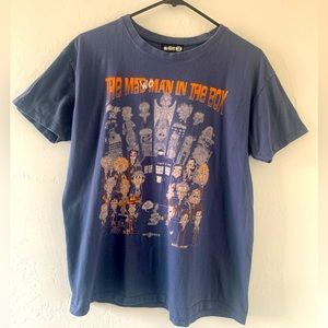 Mister Black Tee Unisex T shirt The Madwoman in the Box Size Medium